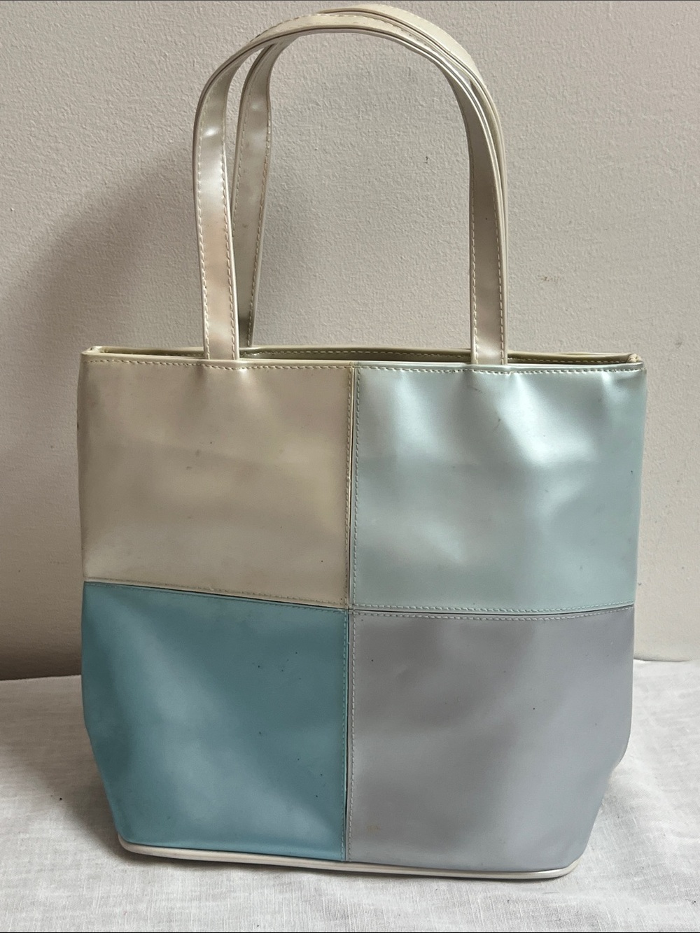 🌞 Avon Y2k Retro 60s Mod Metallic PVC Colorblock Mini Tote Pearl Turquoise Gray